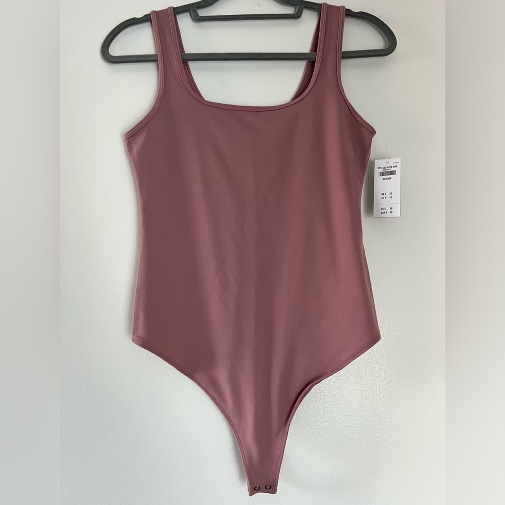Abercrombie & Fitch Soft A&F Pink Bodysuit Snap Bottom Stretch Size M